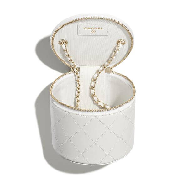 シャネル 偽物 スモール ヴァニティー ケース CC ラウンド ホワイト AP2193 B05719 C0200